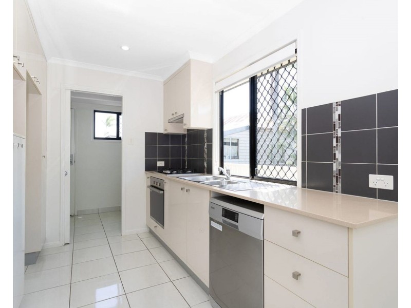 2/16 SOPHIA STREET, Mackay QLD 4740