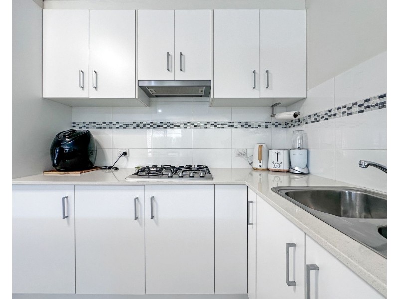2/37 Hangan Street, Bucasia QLD 4750