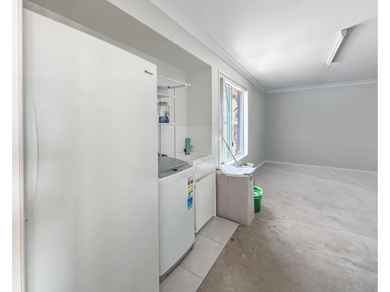 2/37 Hangan Street, Bucasia QLD 4750