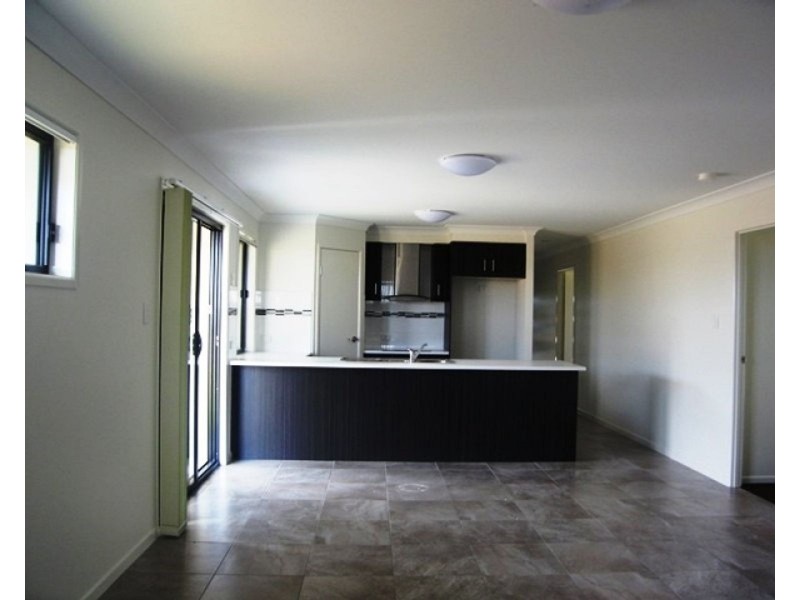 30 Patricia Circuit, Mirani QLD 4754