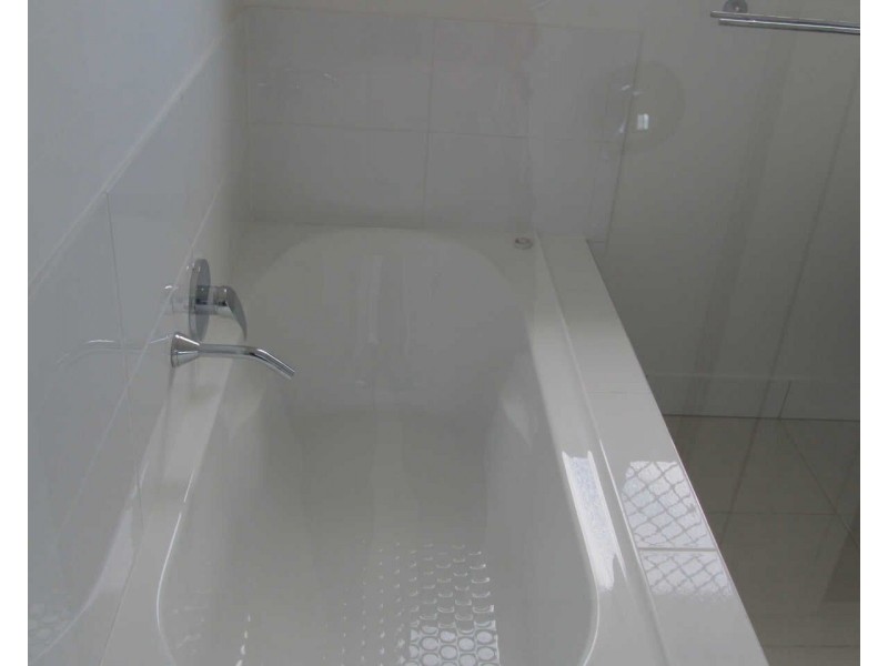 5 Morehead Drive, Rural View QLD 4740