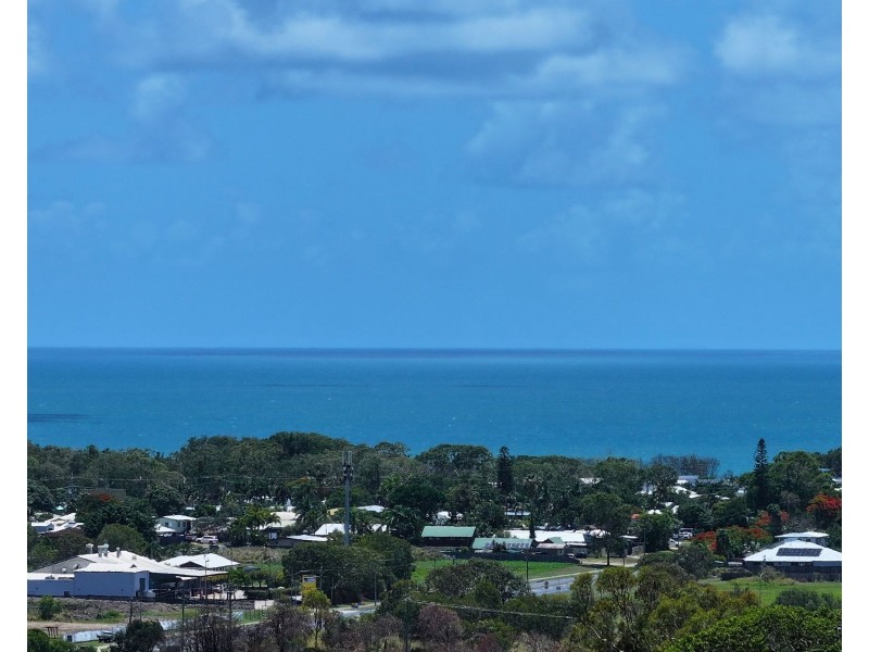 31  Florence Street, Eimeo QLD 4740