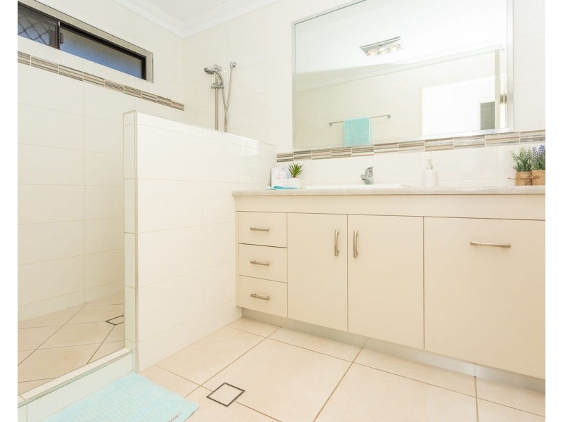 64 O’Riely Avenue, Marian QLD 4753