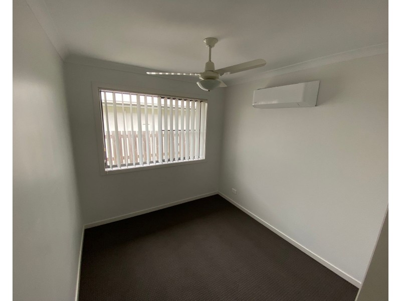 2/23 Superior Boulevard, Andergrove QLD 4740
