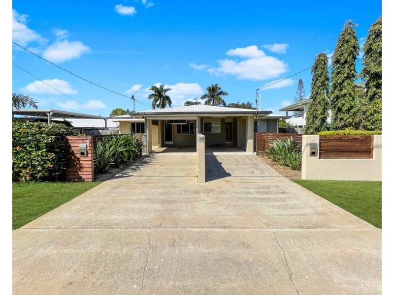 1/19 Downie Avenue, Bucasia QLD 4750