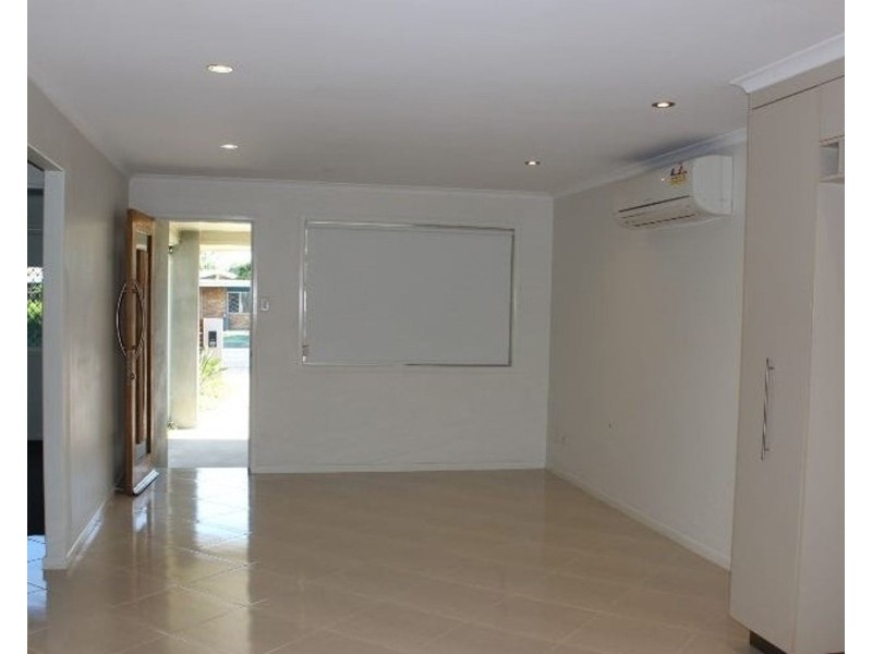 1/19 Downie Avenue, Bucasia QLD 4750