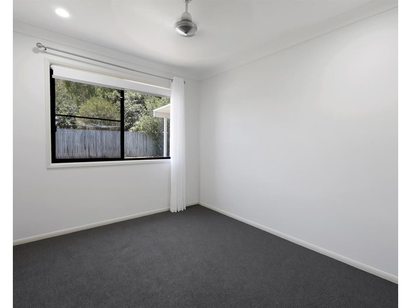17 Newport Parade, Blacks Beach QLD 4740