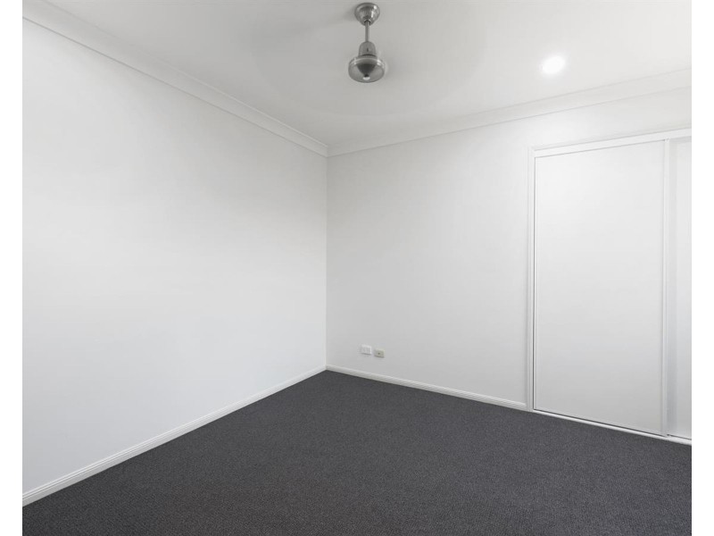 17 Newport Parade, Blacks Beach QLD 4740