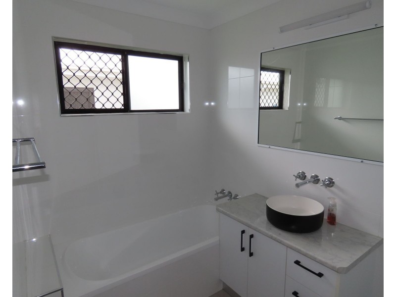 3 Teddy Street, Beaconsfield QLD 4740