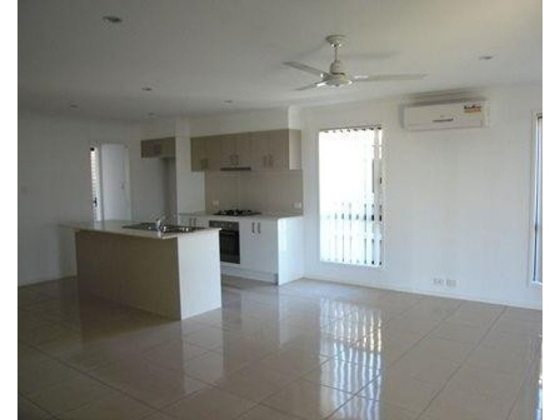 36 Village Circuit, Eimeo QLD 4740