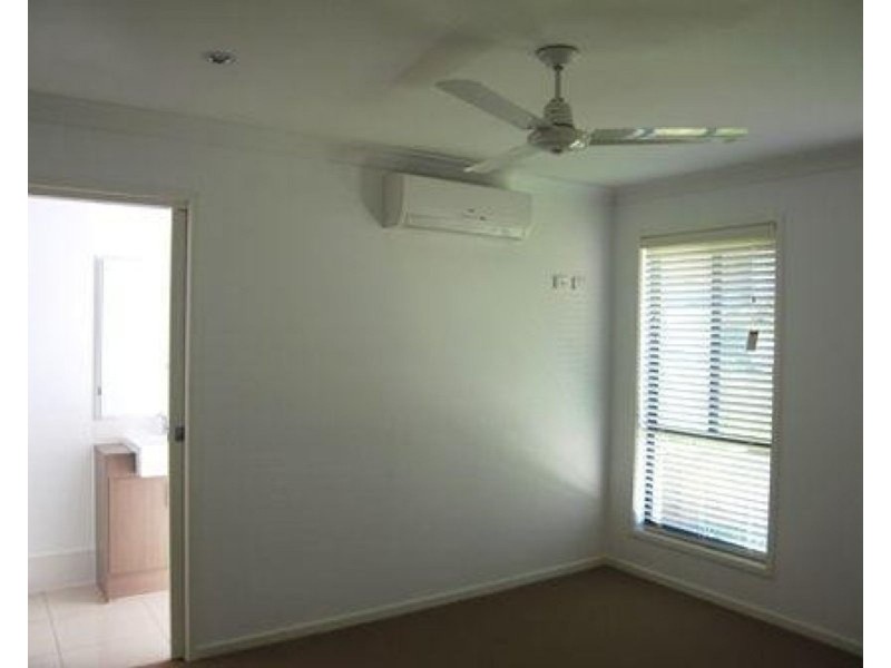36 Village Circuit, Eimeo QLD 4740