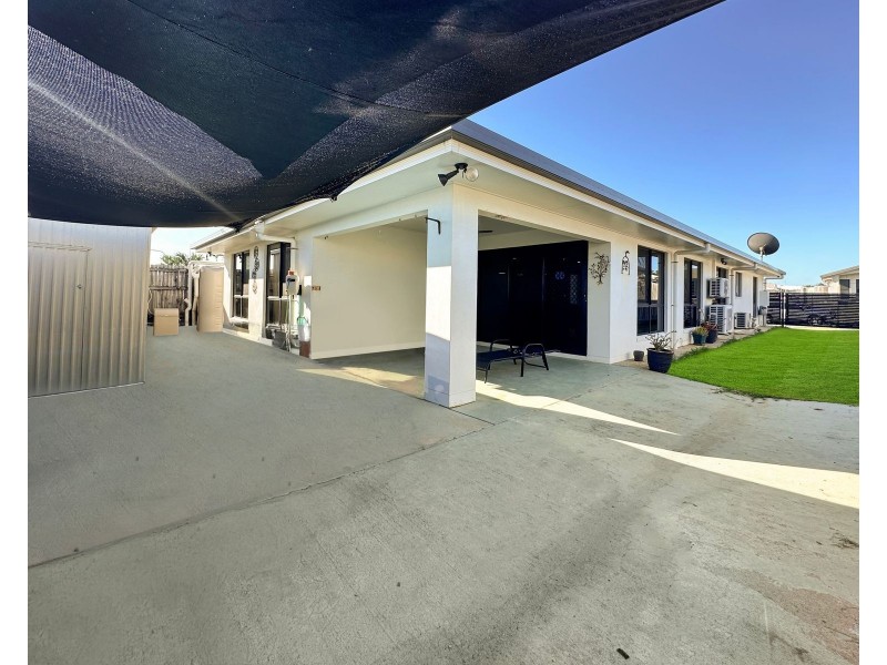 11 Aspen Street, Rural View QLD 4740