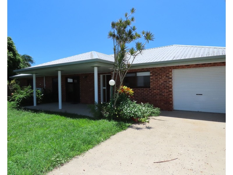 3/5 Tudor Court, Ooralea QLD 4740