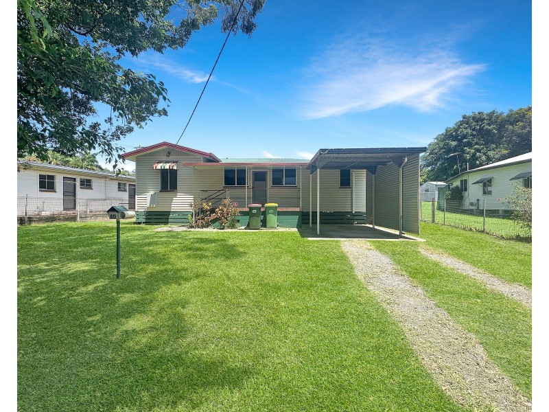 40 Range Road, Sarina QLD 4737