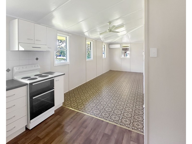 40 Range Road, Sarina QLD 4737