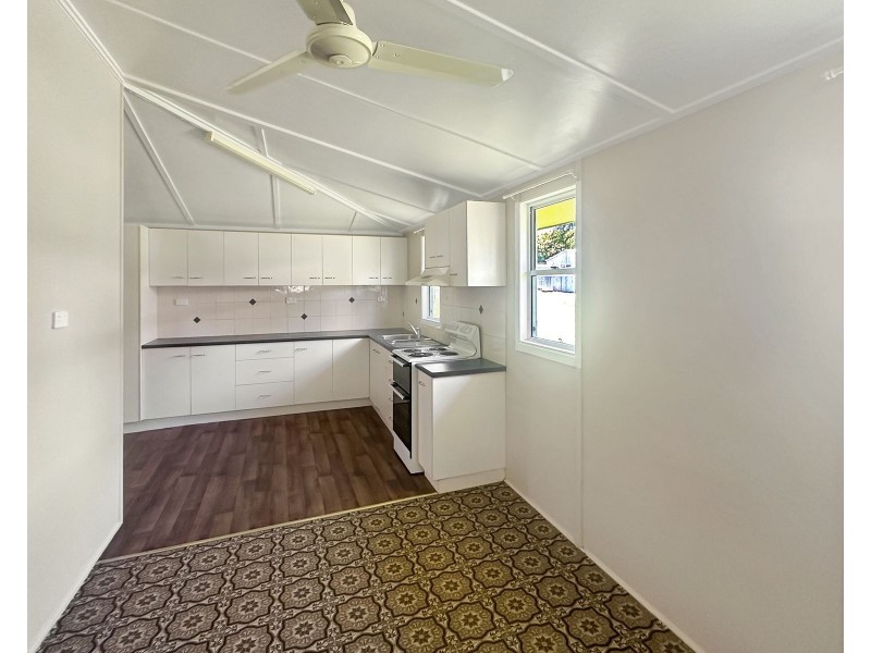 40 Range Road, Sarina QLD 4737