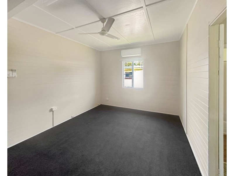 40 Range Road, Sarina QLD 4737