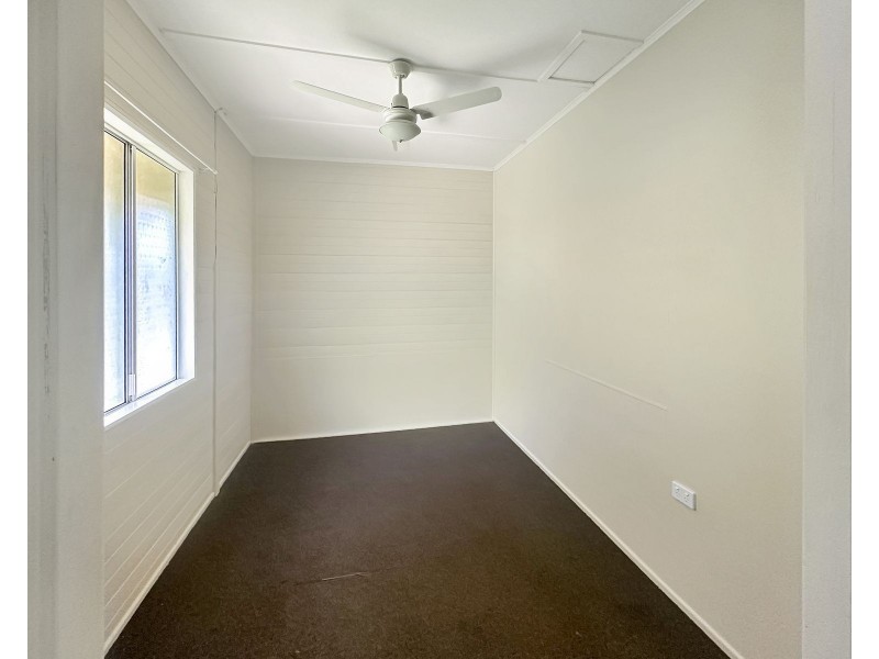 40 Range Road, Sarina QLD 4737