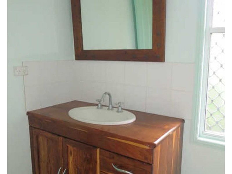 42 Mogford Street, West Mackay QLD 4740