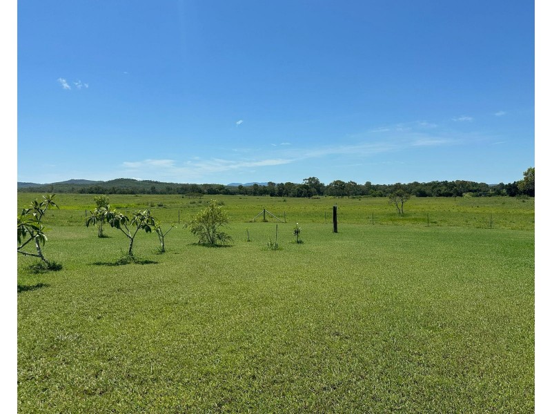87141 Bruce Highway, Ilbilbie QLD 4738