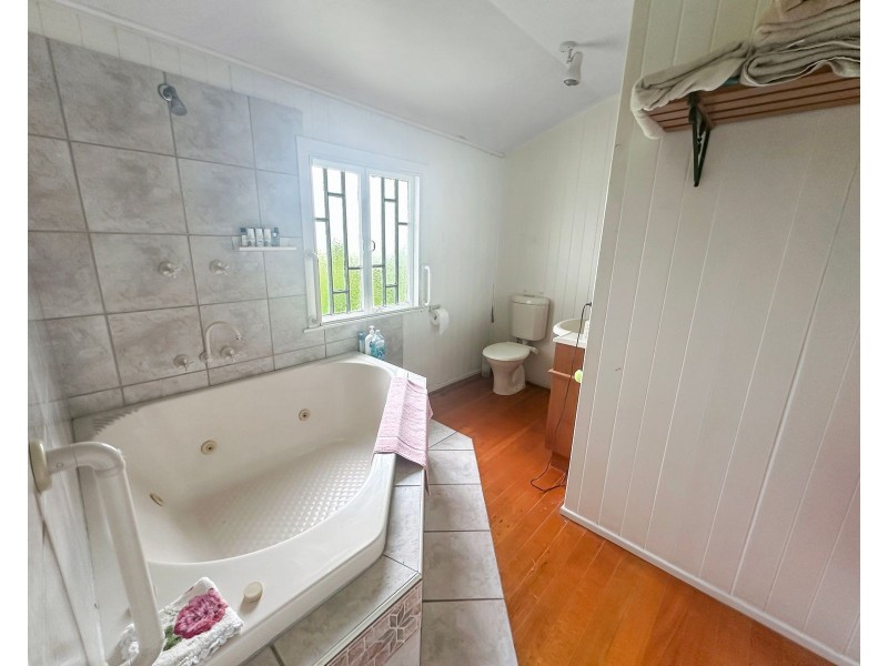 46 Perry Street, West Mackay QLD 4740