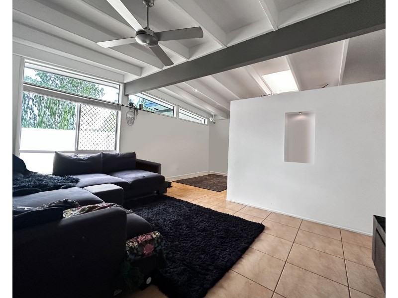 16 Vicky Court, Andergrove QLD 4740