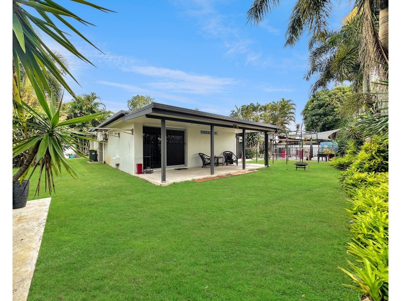 16 Vicky Court, Andergrove QLD 4740