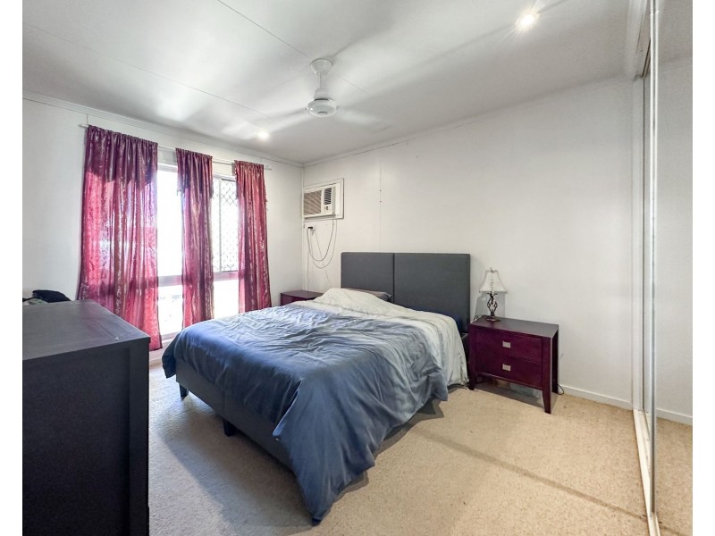 11 Kennedy Drive, Moranbah QLD 4744