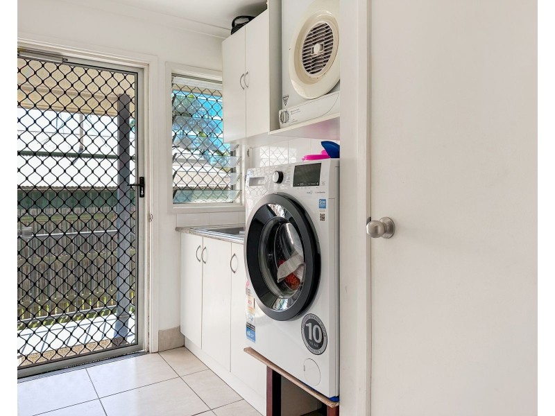 11 Kennedy Drive, Moranbah QLD 4744