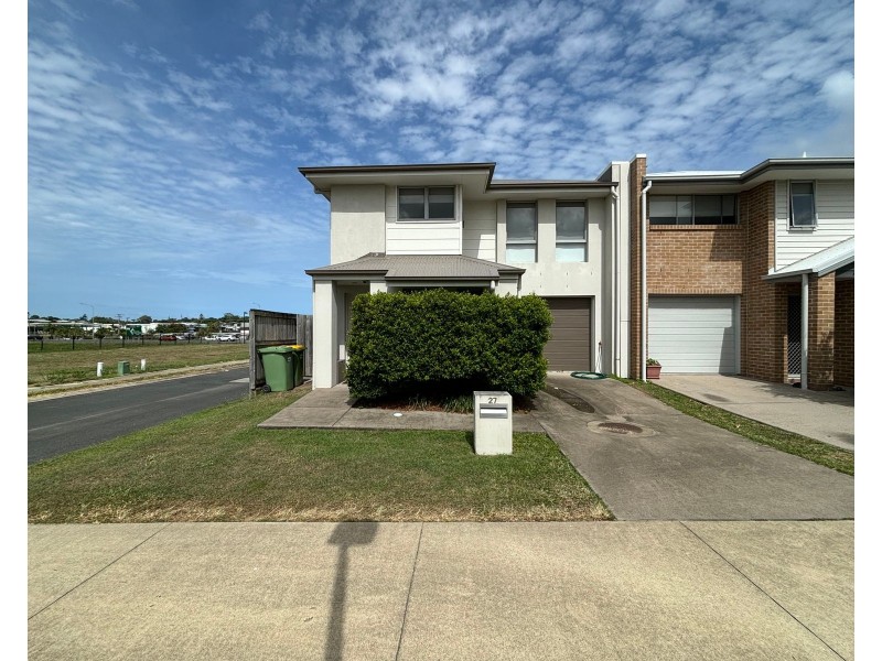 27 Northern Circuit, Rural View QLD 4740