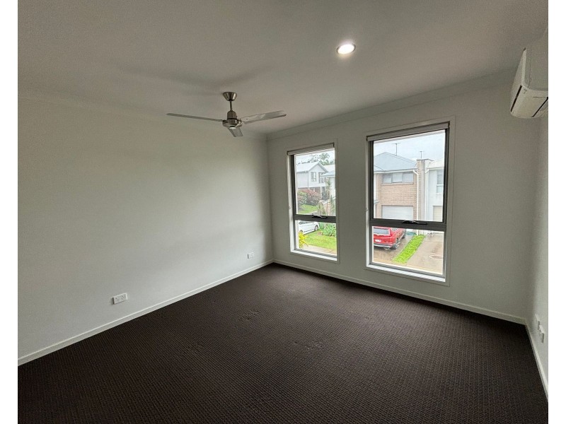 27 Northern Circuit, Rural View QLD 4740