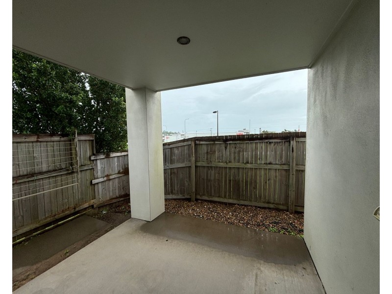 27 Northern Circuit, Rural View QLD 4740