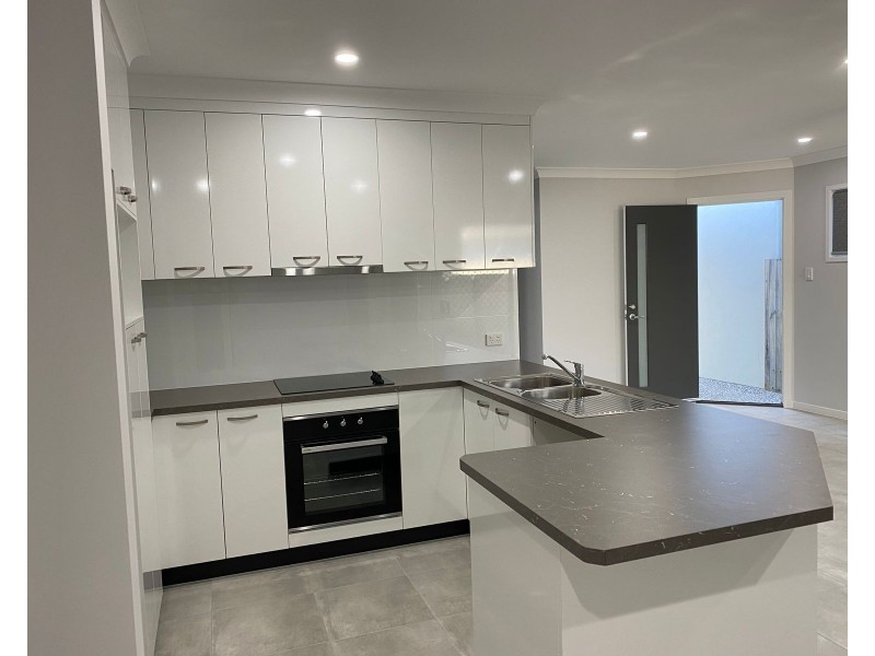 9 Reflection Street, Mount Pleasant QLD 4740