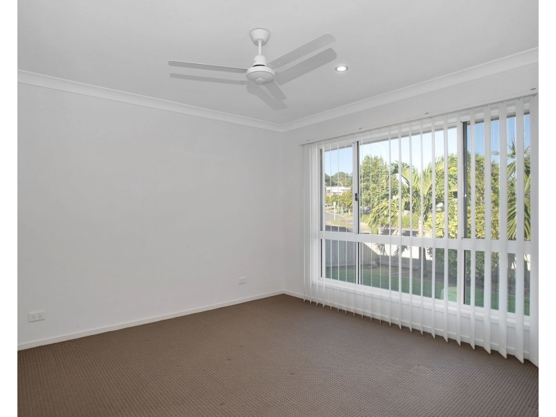 19 Dulcis Drive, Rural View QLD 4740