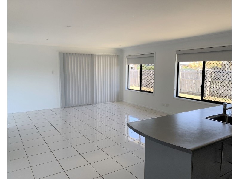 6 Monterrico Circuit, Beaconsfield QLD 4740