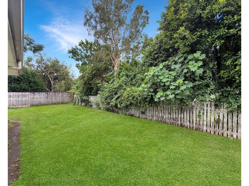 33 Kennys Road, Marian QLD 4753