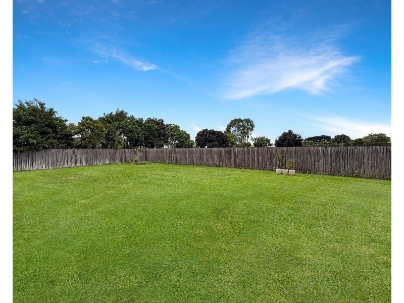 33 Kennys Road, Marian QLD 4753