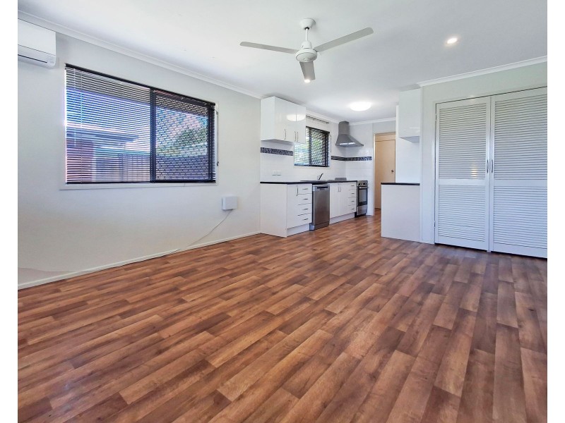 1&2/29 Maple Drive, Andergrove QLD 4740