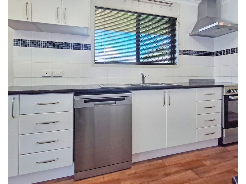 1&2/29 Maple Drive, Andergrove QLD 4740