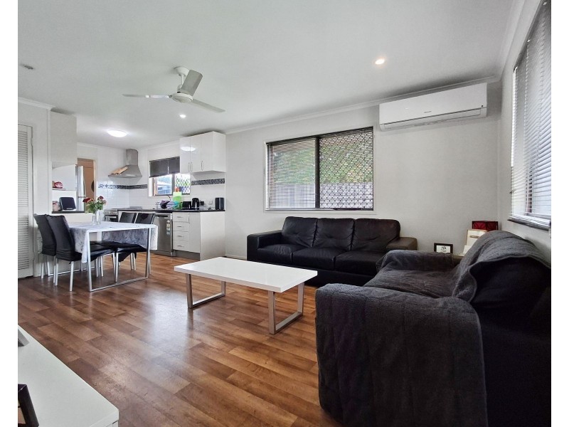 1&2/29 Maple Drive, Andergrove QLD 4740