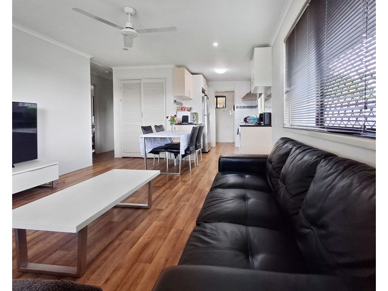 1&2/29 Maple Drive, Andergrove QLD 4740