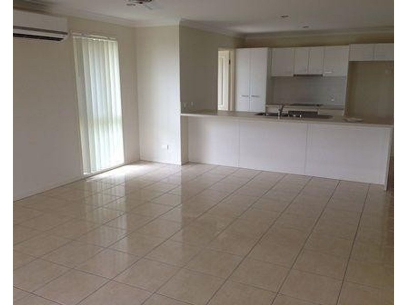 67 Scarborough Circuit, Blacks Beach QLD 4740