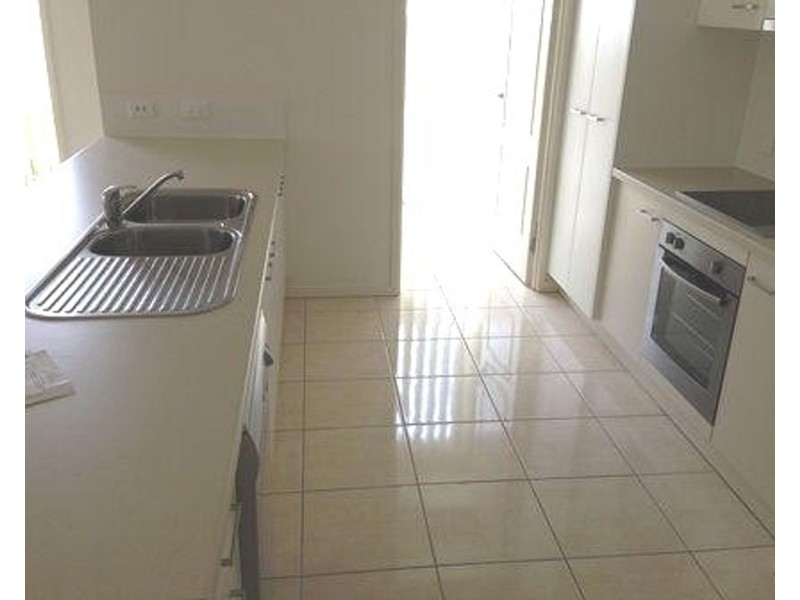 67 Scarborough Circuit, Blacks Beach QLD 4740