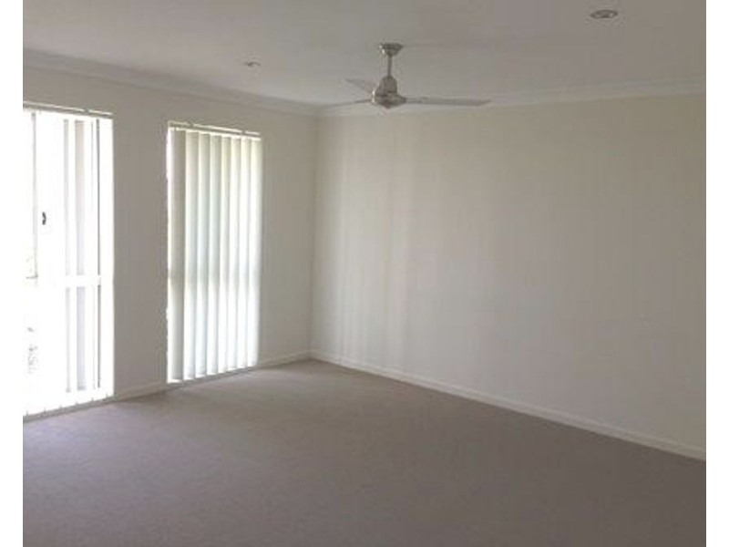 67 Scarborough Circuit, Blacks Beach QLD 4740