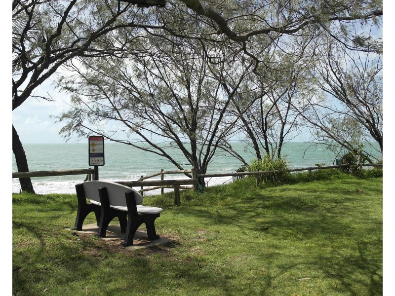 16 Owen Jenkins Drive, Sarina Beach QLD 4737