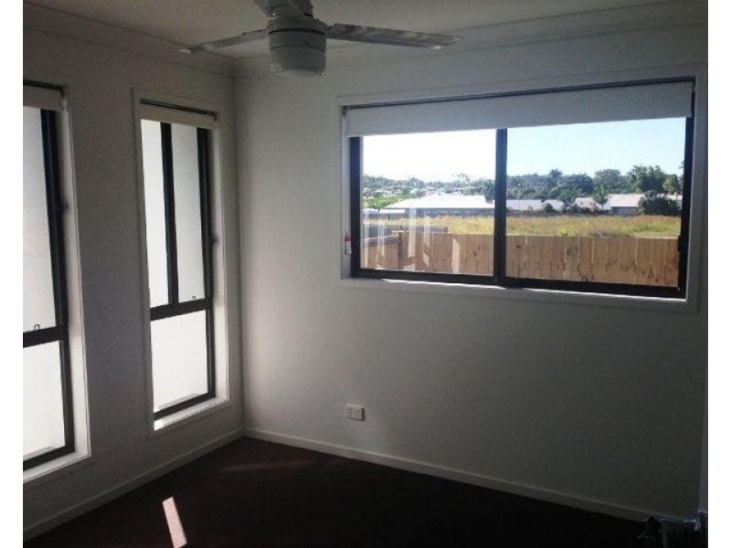 1/6 Lyam Place, Eimeo QLD 4740