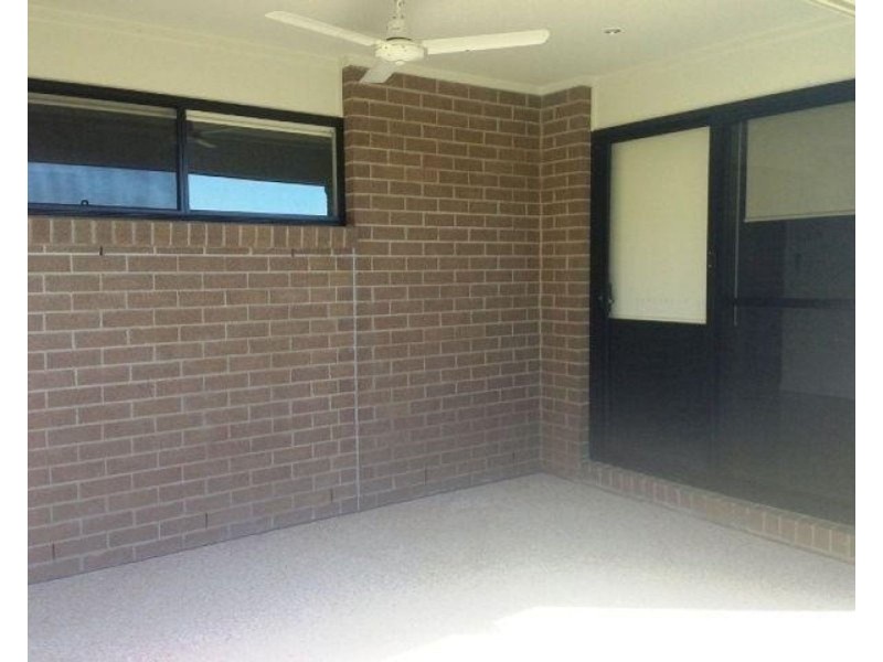 1/6 Lyam Place, Eimeo QLD 4740