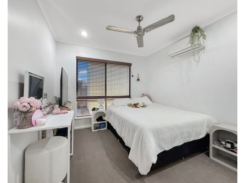 11 Aspen Street, Rural View QLD 4740