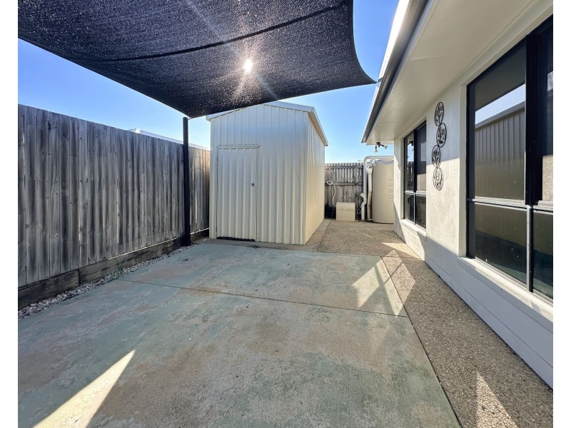 11 Aspen Street, Rural View QLD 4740