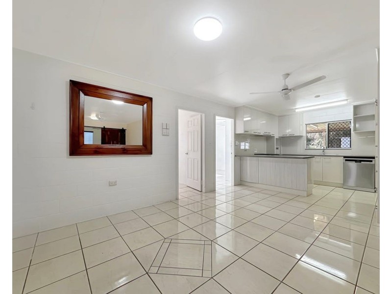 4 Roy Street, Sarina QLD 4737